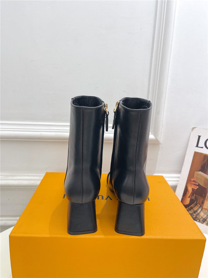 High Quality Luxury Louis Vuitton New V-Shaped Chunky Heel Ankle Boots product detail