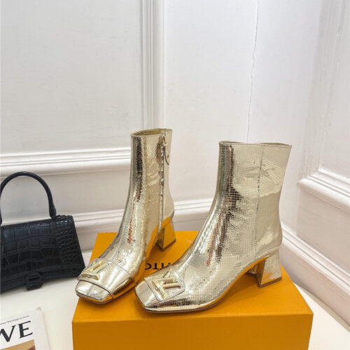 High Quality Luxury Louis Vuitton New V-Shaped Chunky Heel Ankle Boots – Style 07523