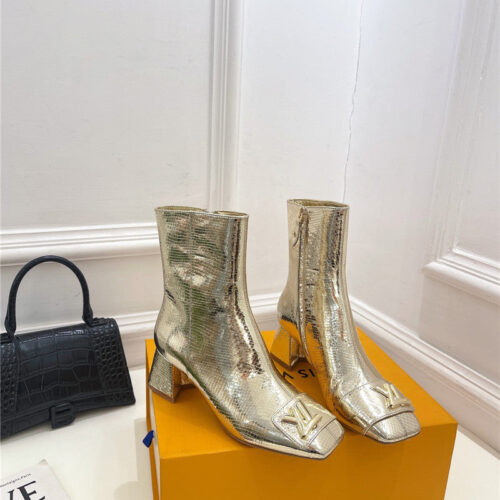 High Quality Luxury Louis Vuitton New V-Shaped Chunky Heel Ankle Boots – Style 07523 product detail