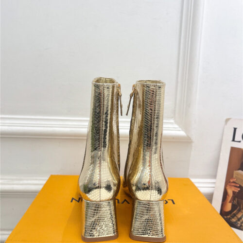 High Quality Luxury Louis Vuitton New V-Shaped Chunky Heel Ankle Boots – Style 07523 product detail