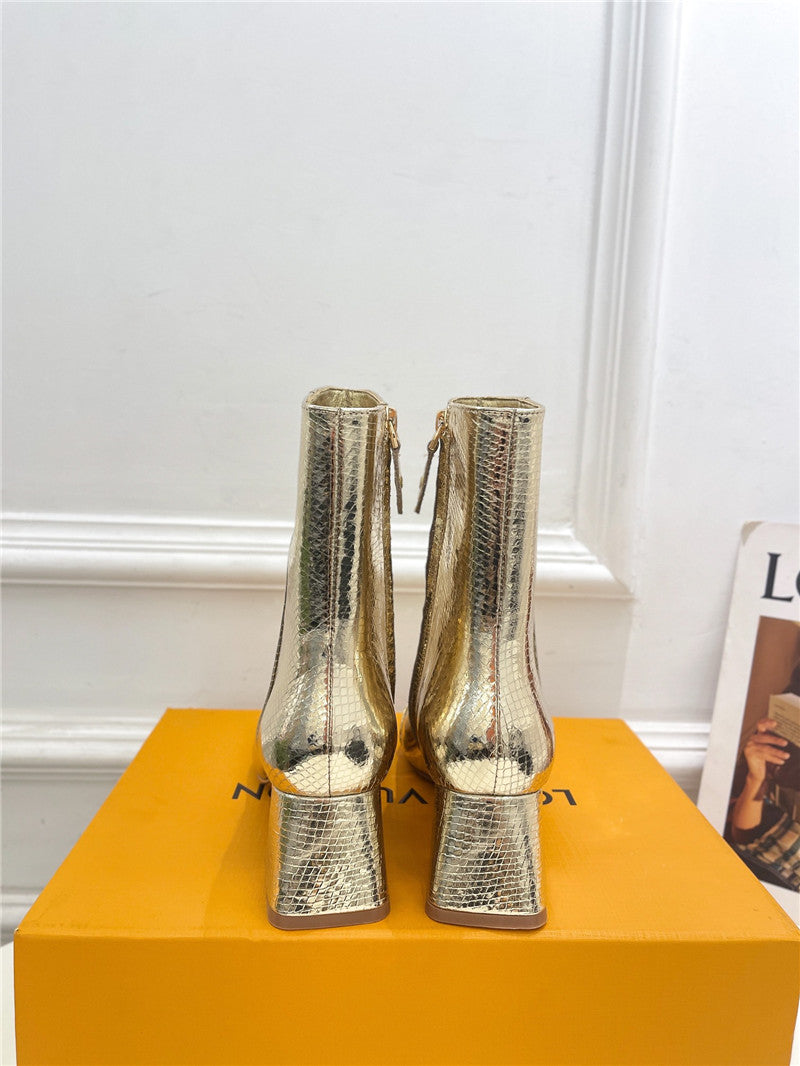 High Quality Luxury Louis Vuitton New V-Shaped Chunky Heel Ankle Boots – Style 07523 product detail
