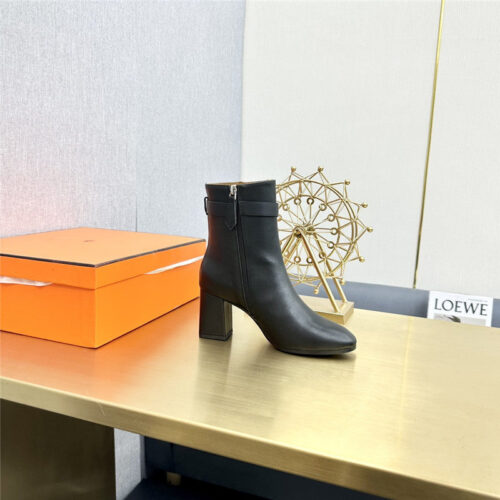 High Quality Luxury Hermes Classic Boots – Style 45123 product detail