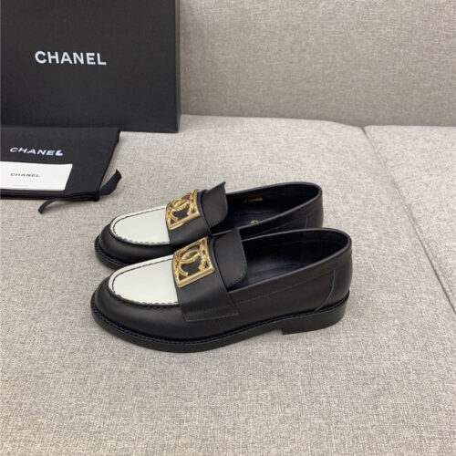 High Quality Luxury Chanel New Double C Buckle Decorative Loafers alternate view