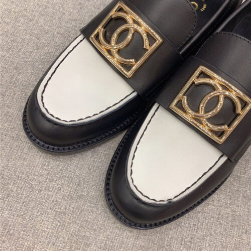 High Quality Luxury Chanel New Double C Buckle Decorative Loafers product detail
