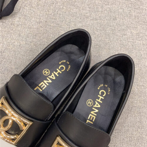 High Quality Luxury Chanel New Double C Buckle Decorative Loafers product detail