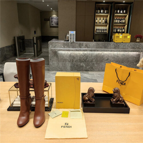 High Quality Luxury Fendi Electroplated High Heel Boots product detail