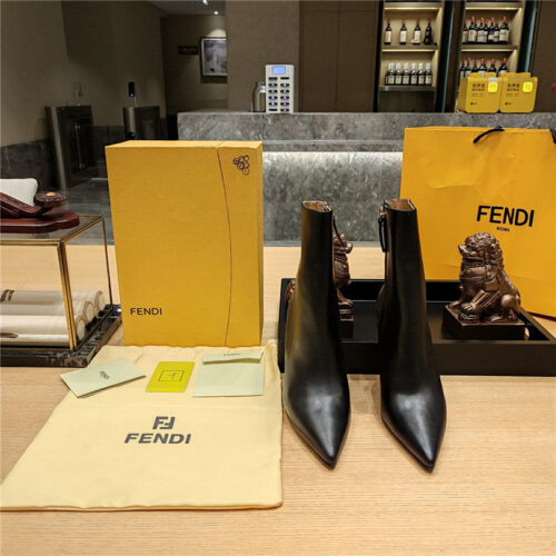 High Quality Luxury Fendi Pointed Toe High Heel Ankle Boots product detail