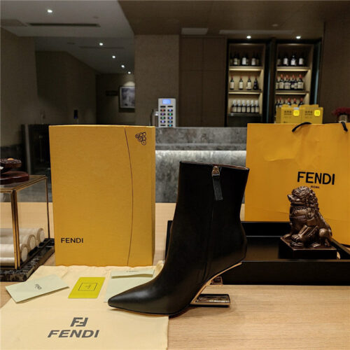 High Quality Luxury Fendi Pointed Toe High Heel Ankle Boots product detail