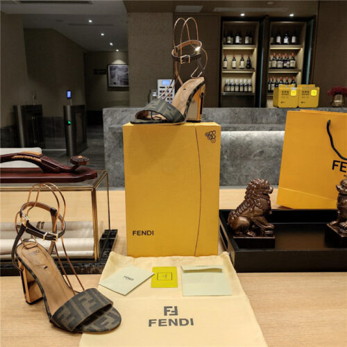 High Quality Luxury Fendi Electroplated High Heel Sandals product detail