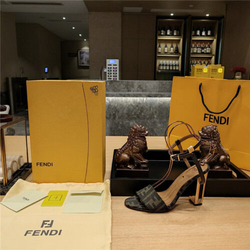High Quality Luxury Fendi Electroplated High Heel Sandals product detail