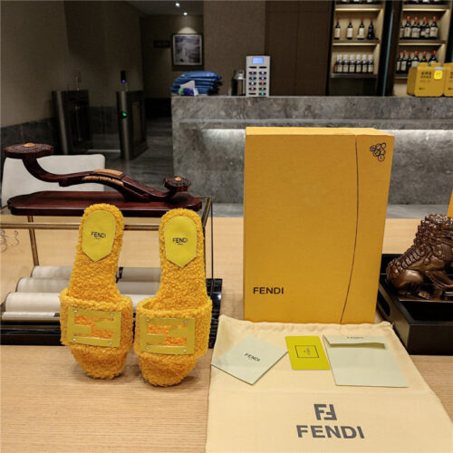 High Quality Luxury Fendi Lamb Wool Series Slippers – Style 04051 product detail