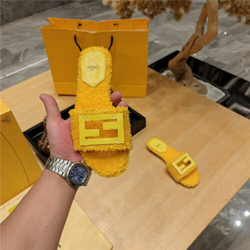 High Quality Luxury Fendi Lamb Wool Series Slippers – Style 04051 product detail
