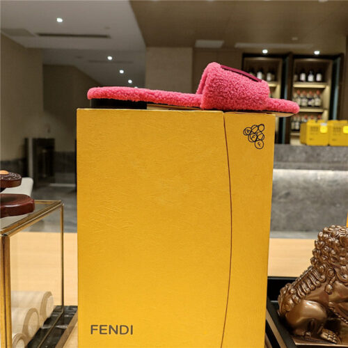 High Quality Luxury Fendi Lamb Wool Series Slippers – Style 28339 product detail