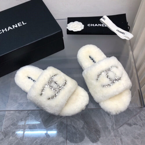 High Quality Luxury Chanel Rhinestone Hair Drag – Style 39334