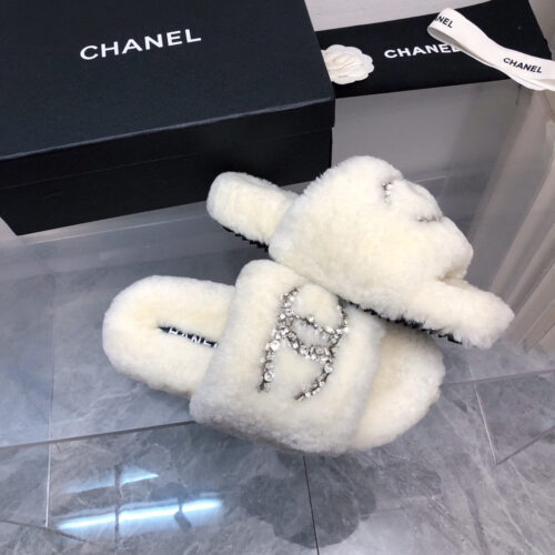 High Quality Luxury Chanel Rhinestone Hair Drag – Style 39334 product detail
