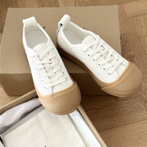 High Quality Luxury Bottega Veneta Couple Sneakers – Style 46886 alternate view
