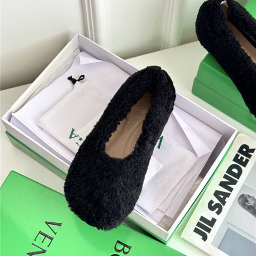 High Quality Luxury Bottega Veneta New Fur Shoes product detail