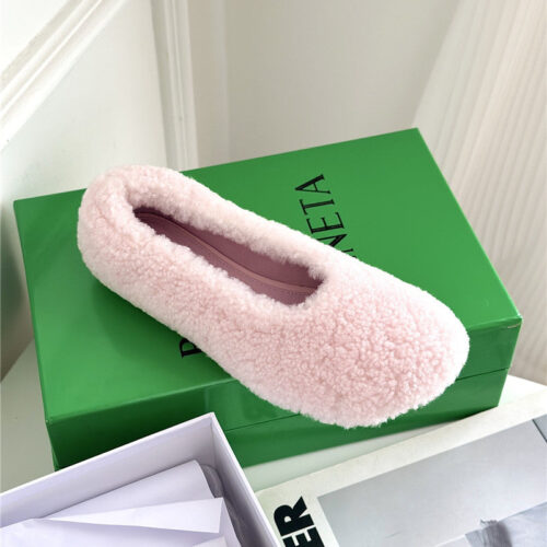 High Quality Luxury Bottega Veneta New Fur Shoes – Style 46150 product detail