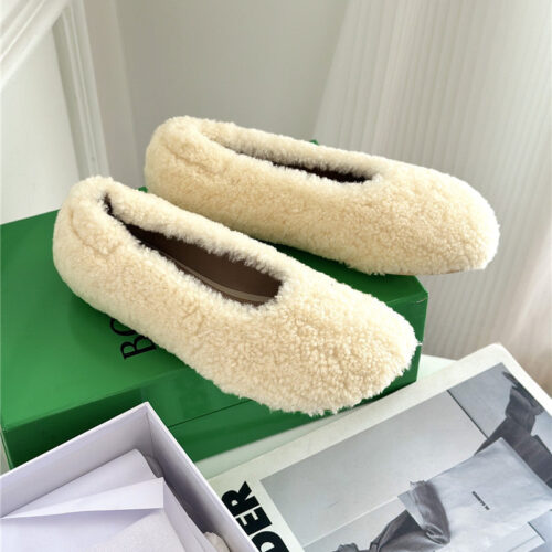 High Quality Luxury Bottega Veneta New Fur Shoes – Style 75526 product detail