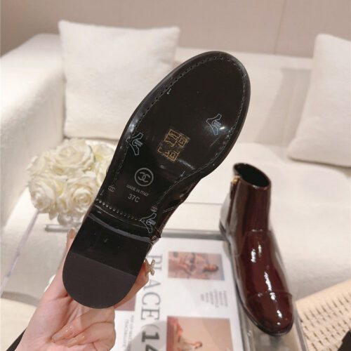 High Quality Luxury Chanel New Chelsea Ankle Boots – Style 95302 product detail