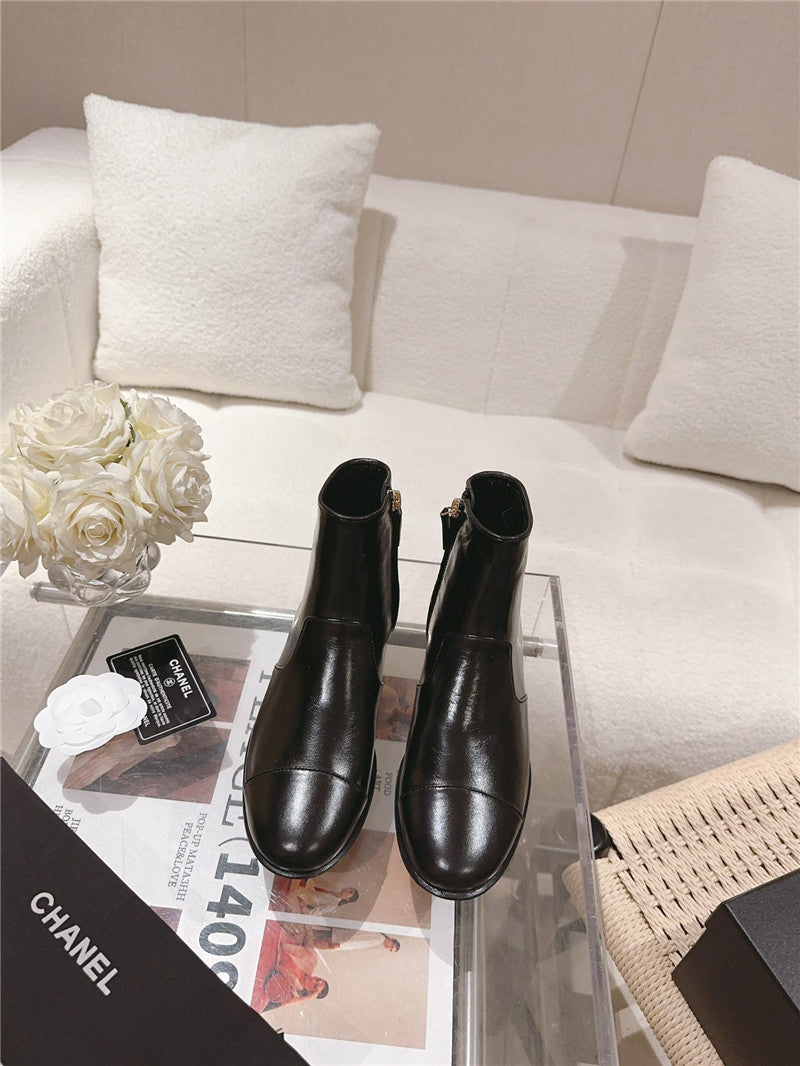 High Quality Luxury Chanel New Chelsea Ankle Boots – Style 26374 product detail