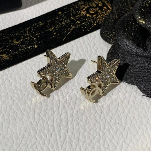 High Quality Luxury Chanel New Double C Earrings On Both Sides product detail