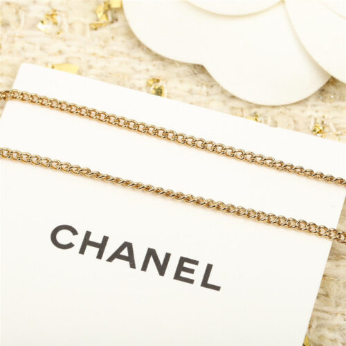 High Quality Luxury Chanel Double C Peach Heart Necklace product detail