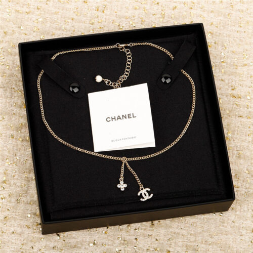 High Quality Luxury Chanel Handmade Four-Leaf Clover Necklace product detail