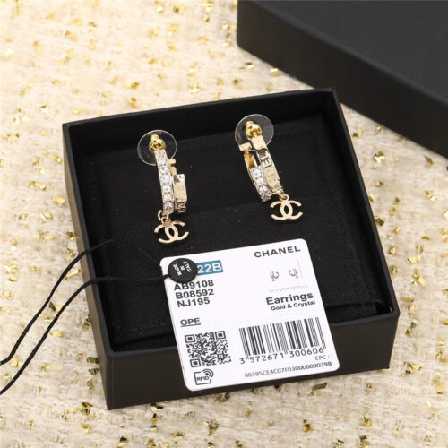High Quality Luxury Chanel Double C Earrings product detail