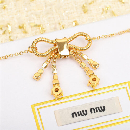 High Quality Luxury Miumiu Bow T Square Diamond Bracelet product detail