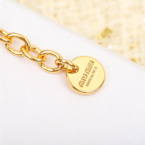 High Quality Luxury Miumiu Bow T Square Diamond Bracelet product detail