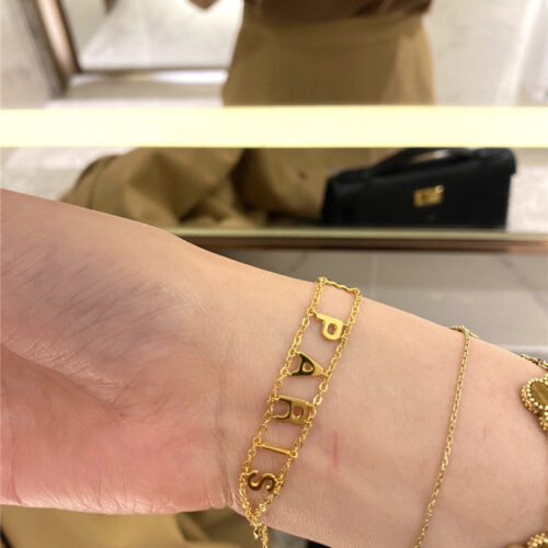 High Quality Luxury Celine Oval Link Bracelet product detail