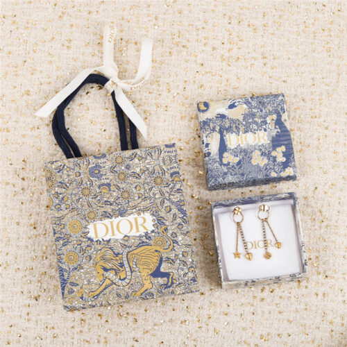 High Quality Luxury Dior Clover Cd Love Left And Right Earrings