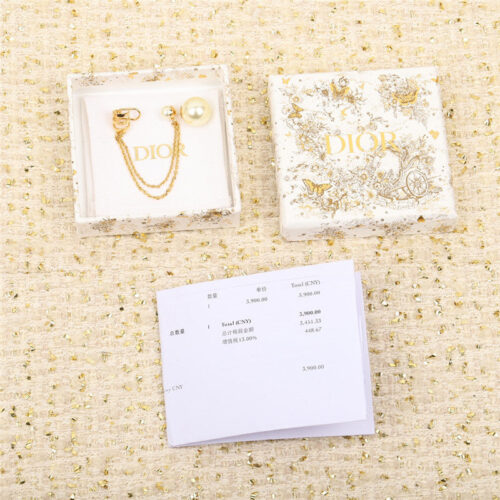 High Quality Luxury Dior Tassel Pearl Earring Clip