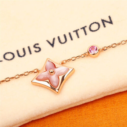 High Quality Luxury Louis Vuitton Carnelian Necklace product detail