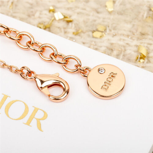 High Quality Luxury Dior New Letter Bracelet – Style 50826 product detail