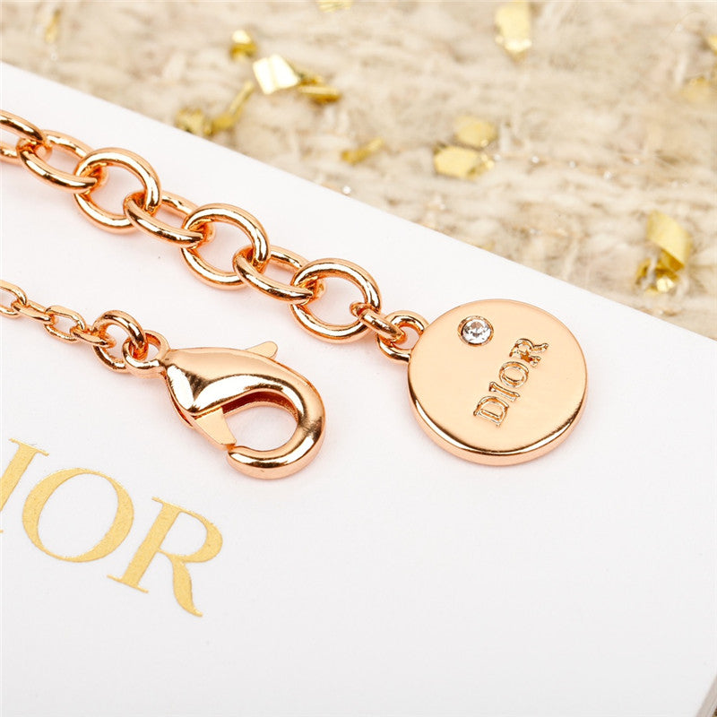 High Quality Luxury Dior New Letter Bracelet – Style 50826 product detail