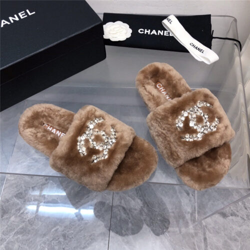High Quality Luxury Chanel Fur Slippers – Style 63430 product detail