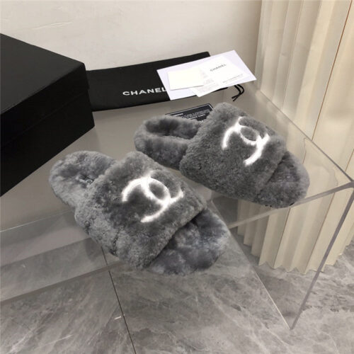 High Quality Luxury Chanel Fur Slippers – Style 89414