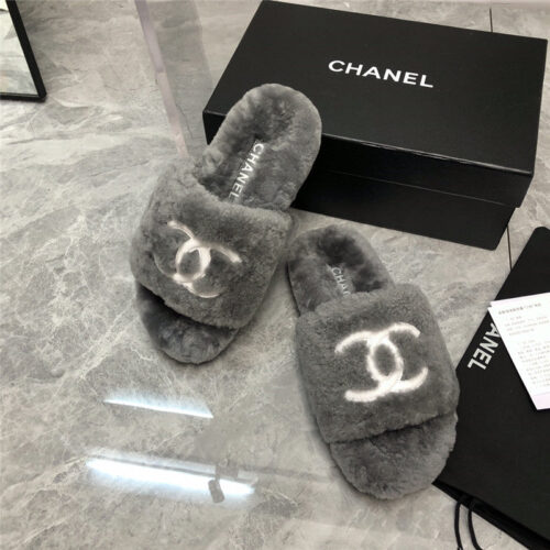 High Quality Luxury Chanel Fur Slippers – Style 89414 product detail