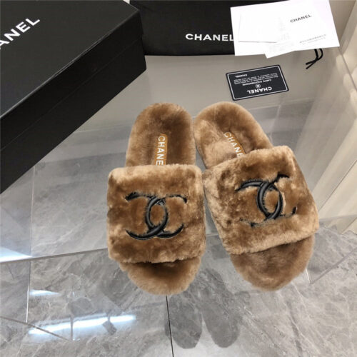 High Quality Luxury Chanel Fur Slippers – Style 86022 product detail