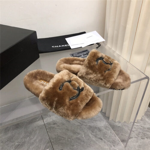 High Quality Luxury Chanel Fur Slippers – Style 86022