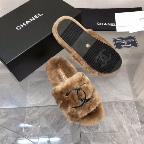 High Quality Luxury Chanel Fur Slippers – Style 86022 product detail