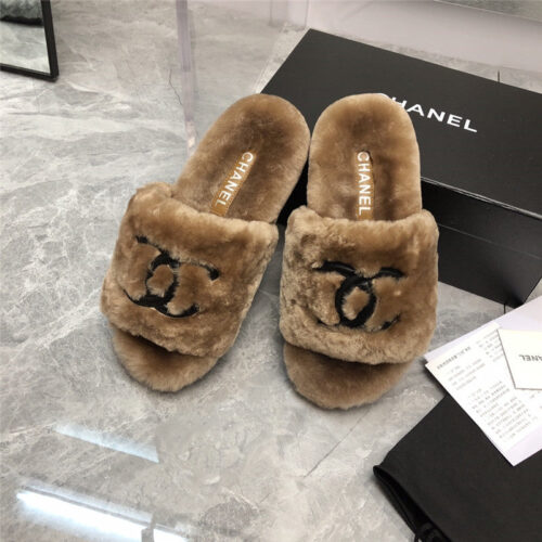High Quality Luxury Chanel Fur Slippers – Style 86022 product detail