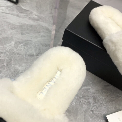 High Quality Luxury Chanel Fur Slippers – Style 84326 product detail