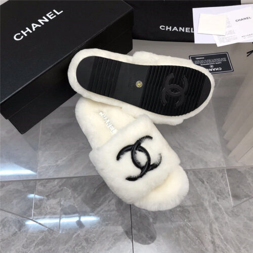 High Quality Luxury Chanel Fur Slippers – Style 84326 product detail