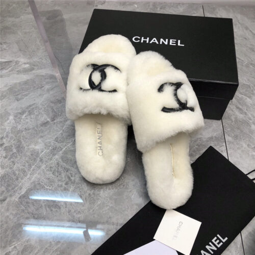 High Quality Luxury Chanel Fur Slippers – Style 84326 product detail