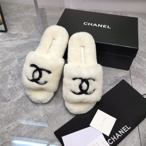 High Quality Luxury Chanel Fur Slippers – Style 84326 product detail