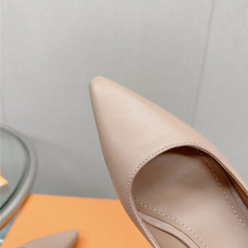High Quality Luxury Louis Vuitton Early Spring New High-Heeled Shoes product detail
