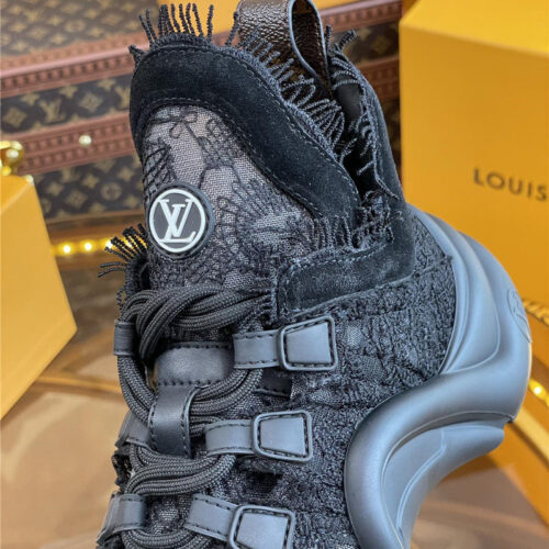 High Quality Luxury Louis Vuitton Fashion Trend Casual Sneakers product detail